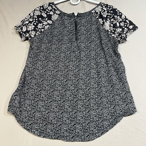 Lucky Brand Boho Mixed Print Floral Tee Black White Back Zip - Size L - Picture 6 of 7